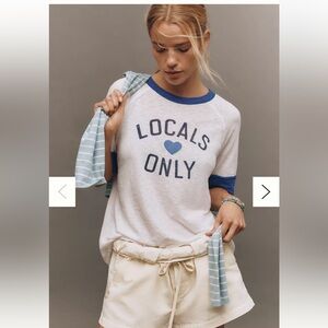 Sundry Boyfriend Tee - Locals Only - size small